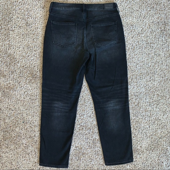 AE High Waisted Tomgirl Jean - Picture 9 of 10